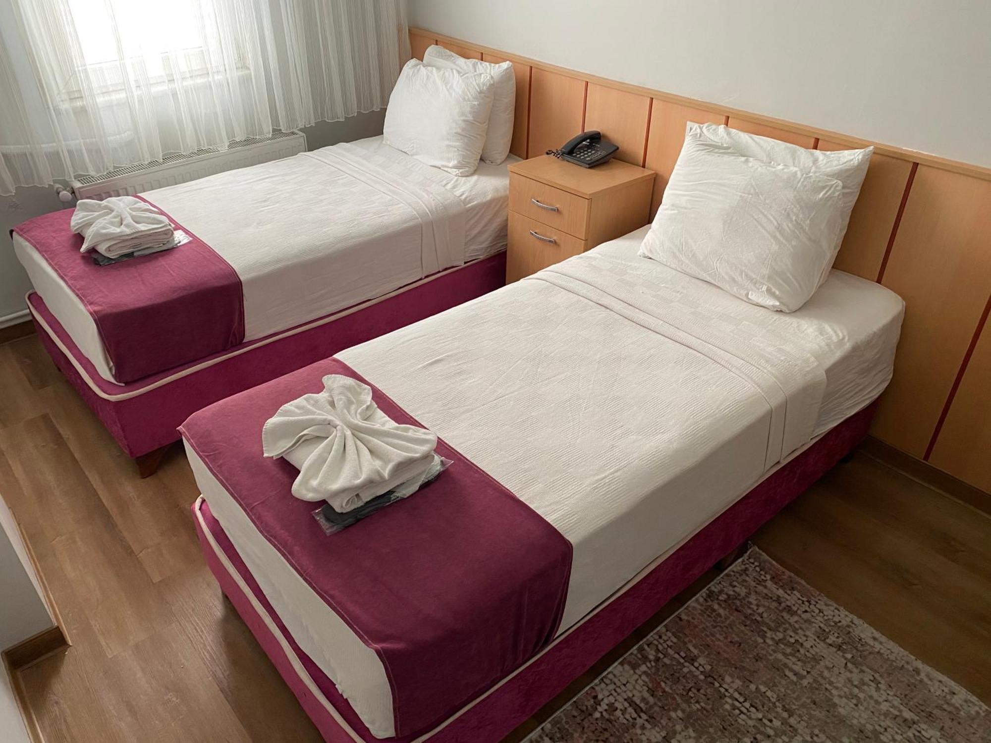 Hotel Oezsefa Istanbul Exteriör bild